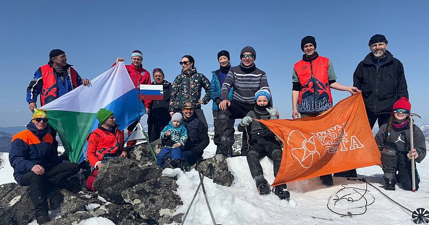 Участники проекта «Вершины Хабаровского края» установили тригопункт на горе Таунга в честь 80-летия Победы